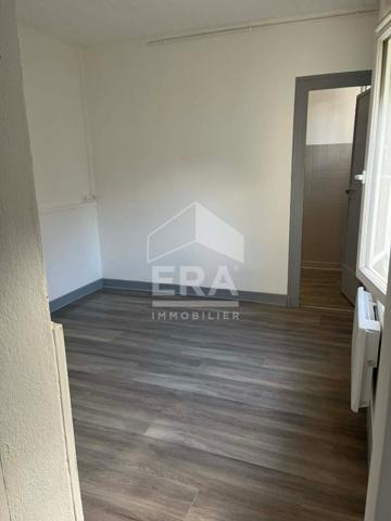 Maison individuelle avec 3 loyers à 5 min de Montpon-Ménestérol 8 pièces 137.64 m2