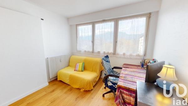 Appartement 3 pièces de 71 m² à Grenoble (38100)