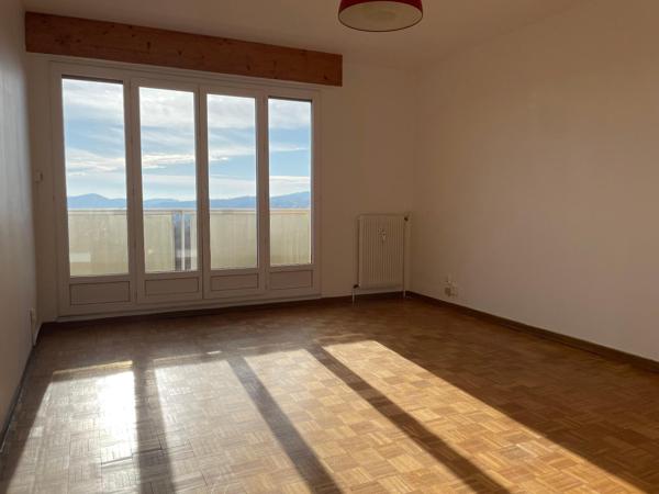 Appartement 2 pièces de 52 m² à Aubenas