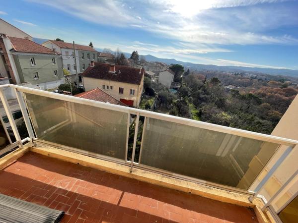 Appartement 2 pièces de 52 m² à Aubenas