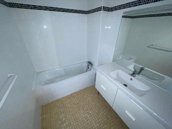 Appartement 2 pièces de 52 m² à Aubenas