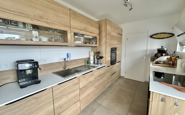 Appartement à vendre    4 pièces • 97,37 m2 Bourg-de-Péage