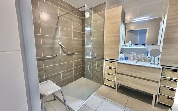 Appartement à vendre    4 pièces • 97,37 m2 Bourg-de-Péage