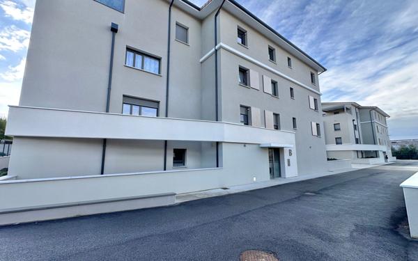 Appartement à vendre    4 pièces • 97,37 m2 Bourg-de-Péage