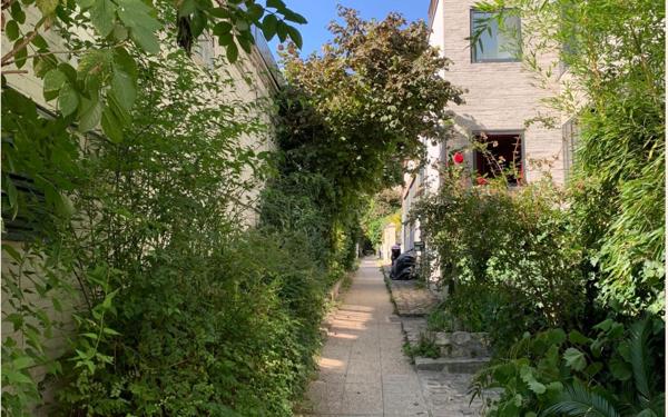 Maison à vendre    3 pièces • 67,65 m2 Paris 20