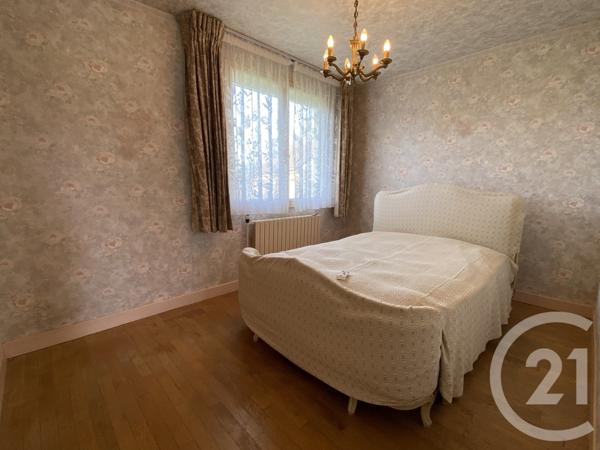 Maison à vendre  8 pièces - 145 m2 LA GUERCHE SUR L AUBOIS - 18