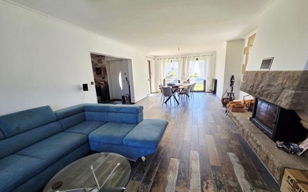 Maison à vendre    6 pièces •  Lesneven