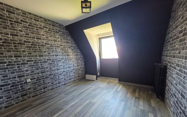 Maison à vendre    6 pièces •  Lesneven