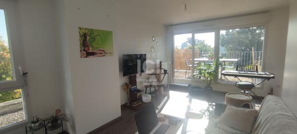 A VENDRE Appartement 77 m² 3 chambres Dernier étage avec ascenseur au coeur d'Orvault-Bourg