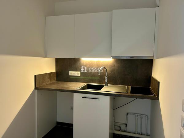 Location Studio 32.78 m² - Courbevoie 92400