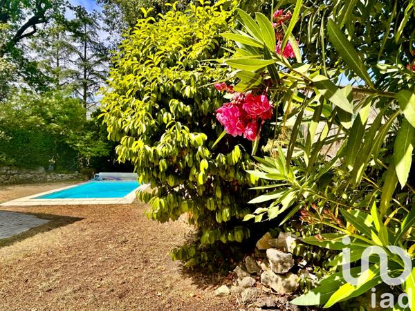 Maison à vendre 5 pièces 97 m² Roquefort-les-Pins