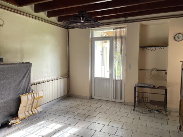 Maison  6 pièce(s)  3 chambre(s)  150 m²