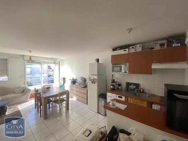 Appartement à louer 2 pièces 45.58m² Poitiers (86000)