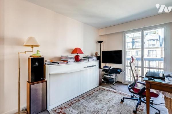 Appartement avec large balcon et vue dégagée