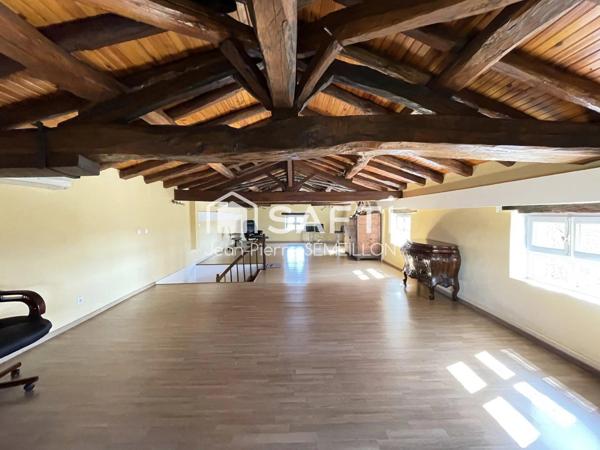 Maison 210 M² 2 chambres + 500 m² de dépendances