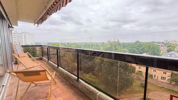 Beau 4 pièces 77m2  EVRY VILLAGE AVEC BOX