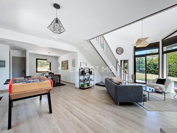 Montgiscard (31450) Montgiscard, cadre et environnement très nature pour cette maison de 7 pièces 195m2 env. avec sous-sol complet