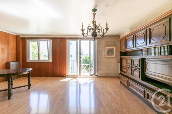 Appartement F4 à vendre  4 pièces - 75,57 m 2   ST MAUR DES FOSSES  - 94