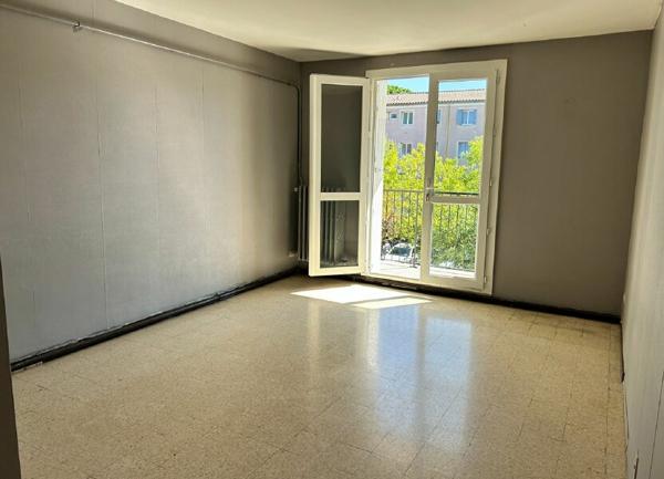 Appartement à vendre    4 pièces •  Vaison-la-Romaine