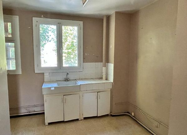 Appartement à vendre    4 pièces •  Vaison-la-Romaine