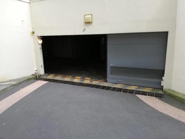 Parking à louer • Réf. 535 LILLE