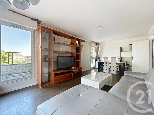 Appartement F4 à vendre  4 pièces - 82,04 m 2   MONTMAGNY  - 95