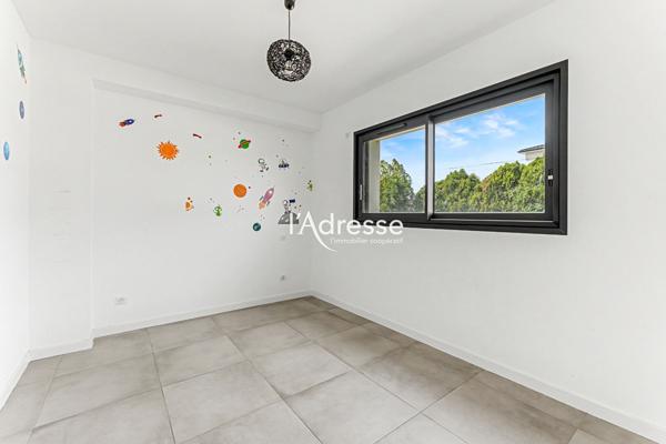 Exclusivité l'Adresse - Plaisance Du Touch - Maison contemporaine T5 de 168m² avec piscine face au Zoo & Golf de Plaisance-du-Touch (2017)