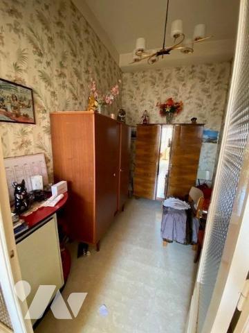 n lot de deux appartements de type T3 de 68.10m² et 83.13m² surfaces Carrez au premier étage d’une c