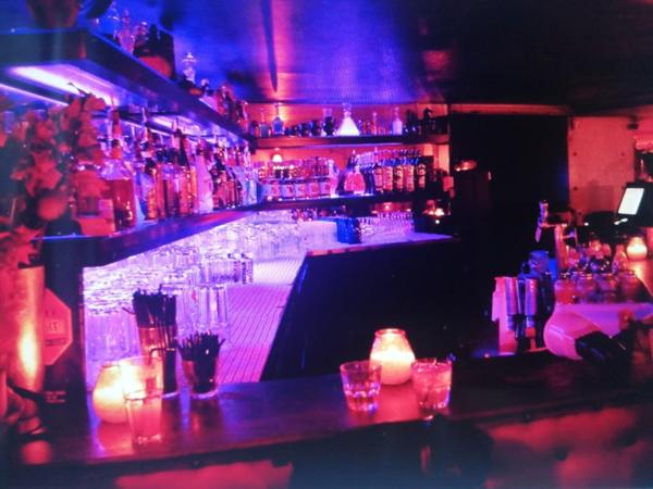 75011 PARIS, BASTILLE - BAR D'AMBIANCE ET DEBIT DE BOISSON - 145 M²  - EXTRACTION - EMPLACEMENT N° 1