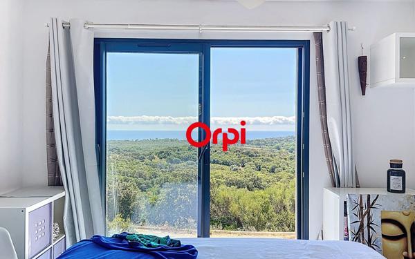 Maison à vendre    4 pièces •  Zonza