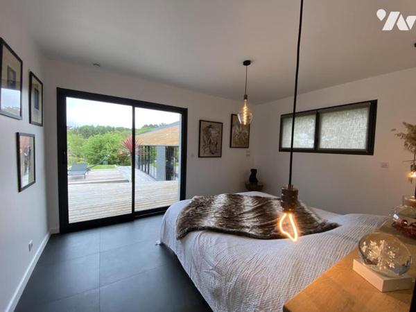 Maison d'architecte avec piscine 