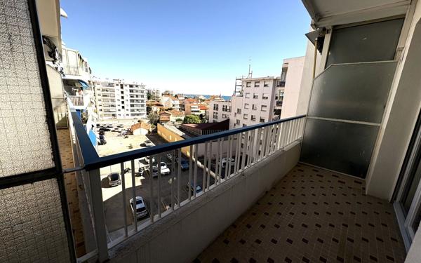 Appartement à louer    2 pièces •  Cagnes-sur-Mer