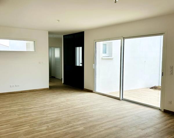 Maison neuve Echillais 4 pièce(s) 98.35 m2 avec belles prestations