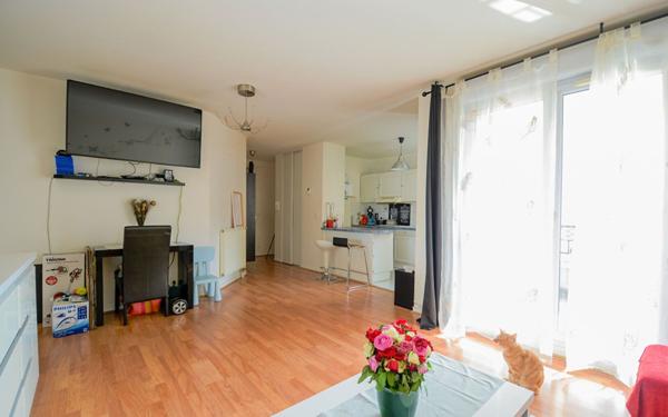Appartement à vendre    3 pièces • 61,85 m2 Saint-Ouen-l'Aumône
