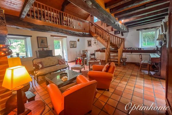 Propriete à vendre 8 pièces ORVAULT (44)