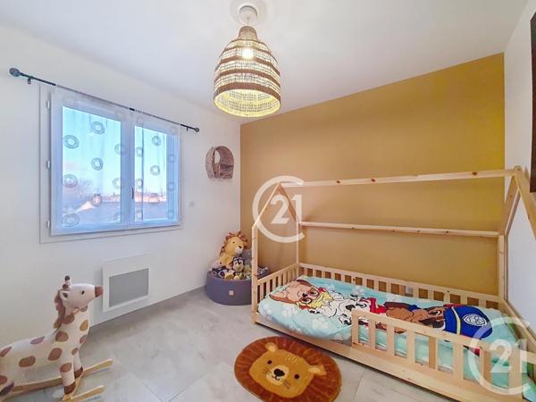 Maison à vendre  4 pièces - 81 m2 RAPHELE LES ARLES - 13