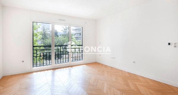 Location Appartement 3 pièces 61.88 m² - Neuilly-sur-seine 92200