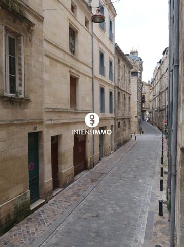 Appartement 2 pièces - 38m² - Bordeaux - Saint Michel 130 000 € f t
