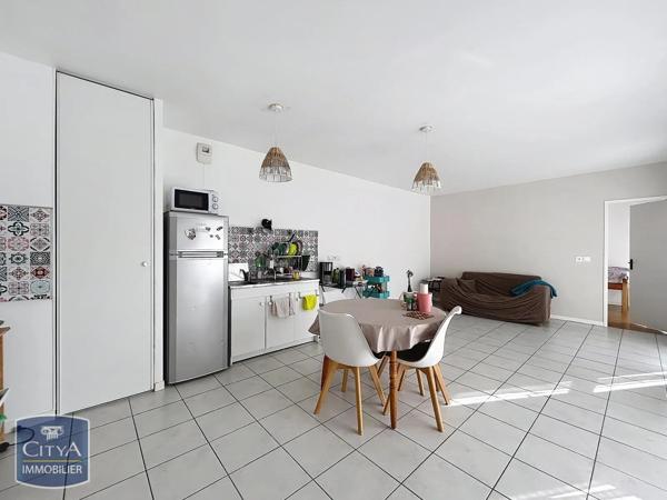 Appartement à louer 3 pièces 63.4m²
