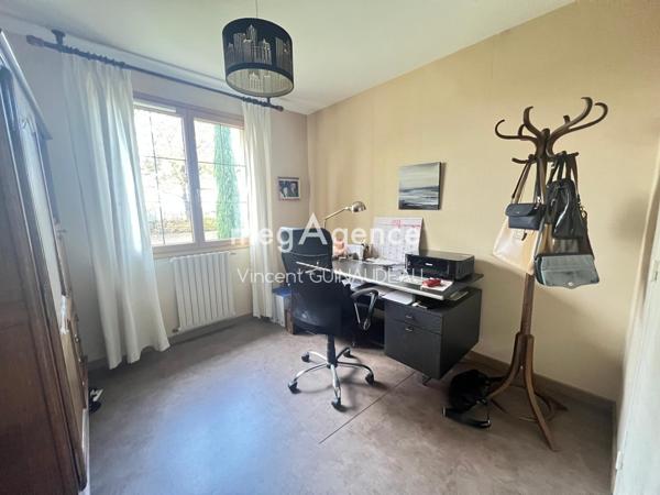 Maison à LE MAY-SUR-EVRE, 49122 - 5 pièces 111m²