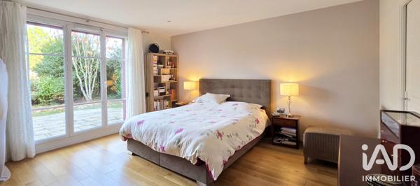 Maison à vendre 8 pièces 228 m² Magny-le-Hongre