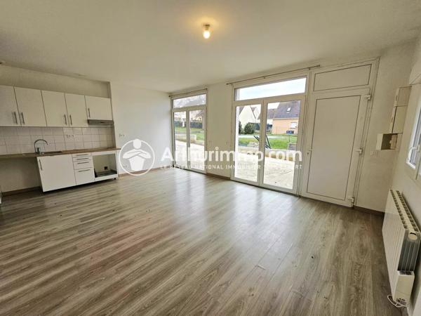 Location                                                      Appartement
                        
                     4 pièces                      69 m2                     à Saintry-sur-Seine