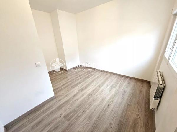 Location                                                      Appartement
                        
                     4 pièces                      69 m2                     à Saintry-sur-Seine
