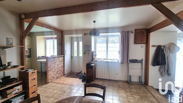 Maison de campagne 4 pièces de 81 m² à Plésidy (22720)
