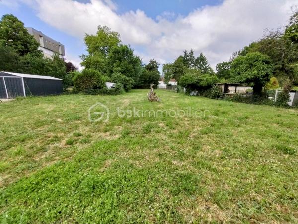 Terrain de 804 m²
