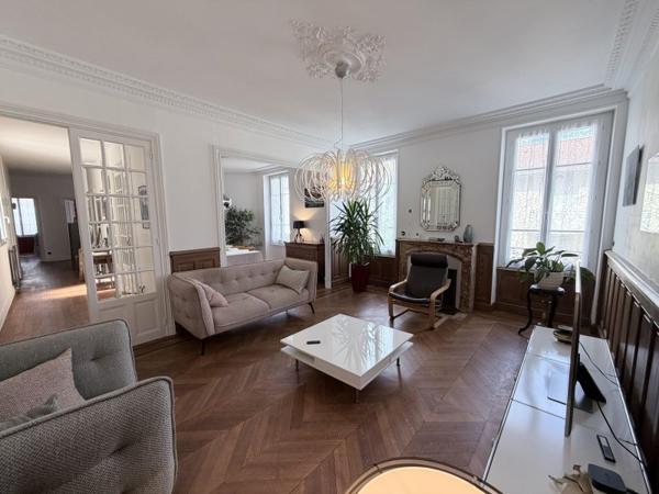 Vente / Appartement T5 à Clermont-Ferrand (63000)