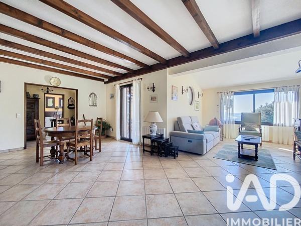 Maison à vendre 6 pièces 171 m² Rochemaure