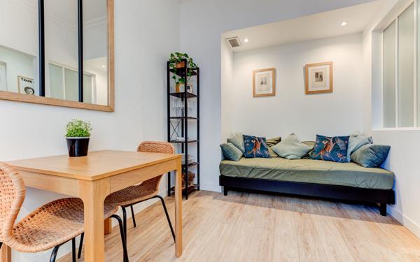 Appartement à vendre    2 pièces • 25 m2 Nice