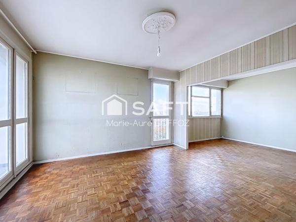 Le Bouscat – Dernier étage avec vue dégagée, à deux pas du tram D et du parc de la Chêneraie !