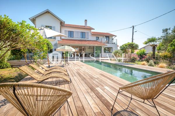 LEKUA – MAISON CONTEMPORAINE A LOUER AVEC PISCINE – 8 PERSONNES, ANGLET